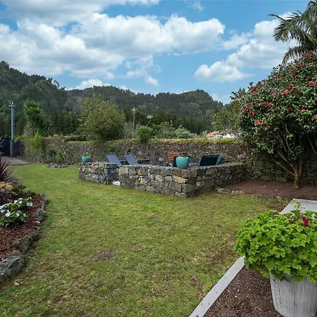 Descanso Palmeiras - Host & Chill Ferienhaus Furnas (Azores)